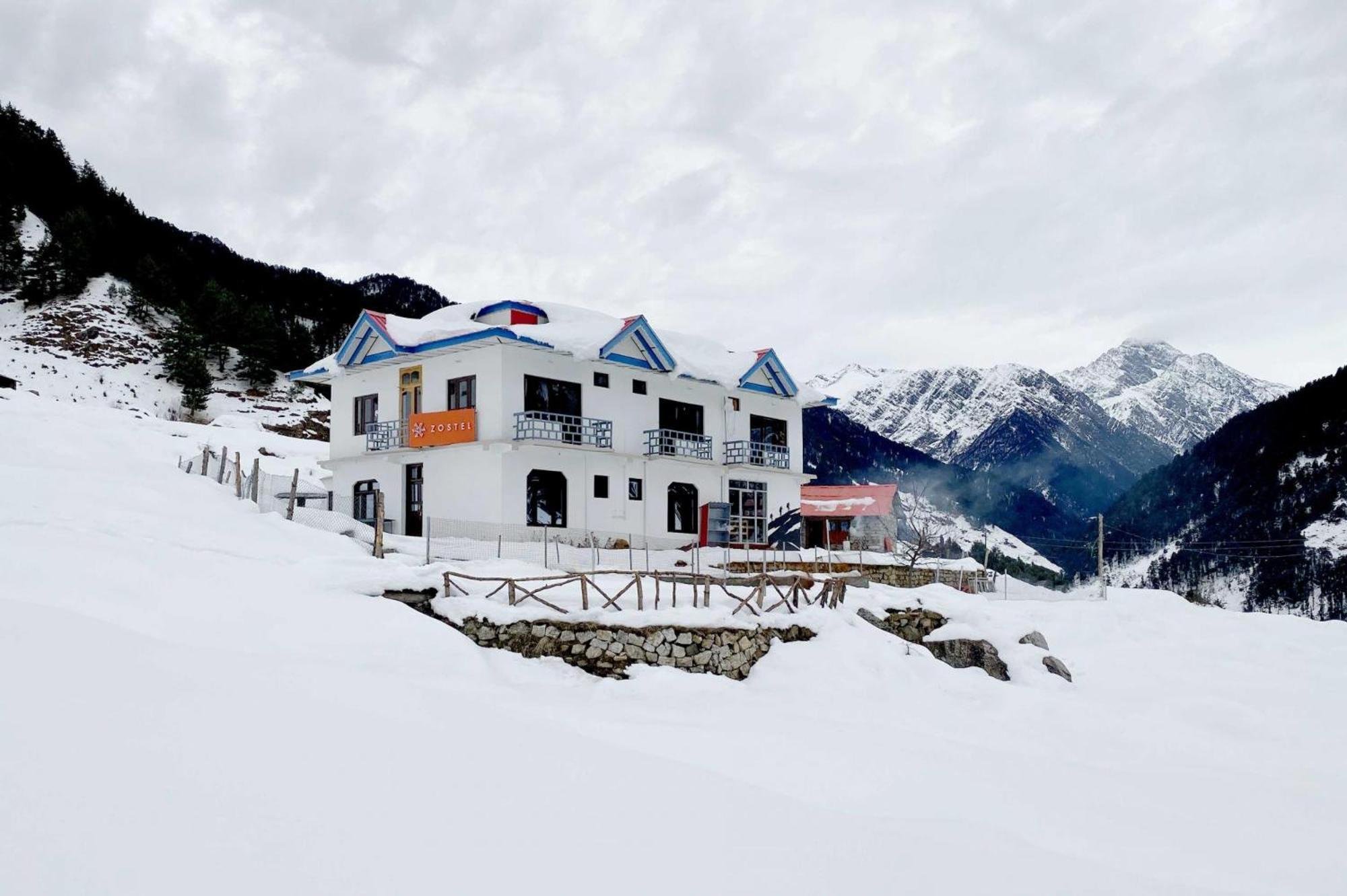 Hostel Zostel Barot Bīr Zewnętrze zdjęcie