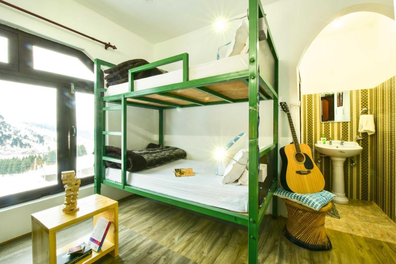 Hostel Zostel Barot Bīr Zewnętrze zdjęcie
